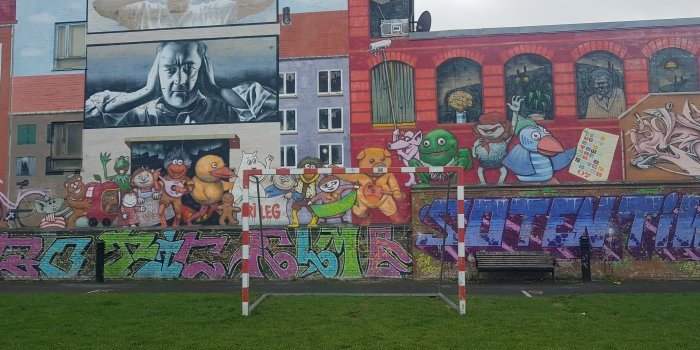  Balade Ludique Parents-Enfants Autour Du Street Art Avec Une Inititiation A La Photo