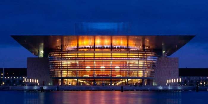 Visite du dimanche à l'Opéra - Suite aux dernières restrictions liées au Covid-19, la visite est annulée à la demande du gouvernenemnt danois - Reportée en janvier !